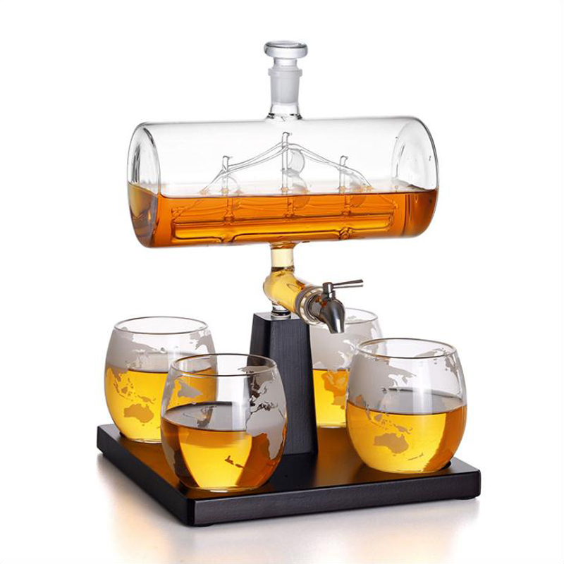 Decantador de whisky con forma - Decanter Globe Set reseña y precio